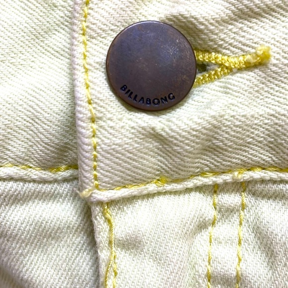 Billabong Laneway denim shorts size 3 - Picture 6 of 9